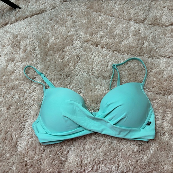 LaVie En Rose aqua bikini top size medium - Picture 1 of 2